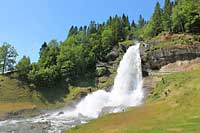 Wodospad Steinsdalsfossen