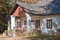 Dwór w Dołędze