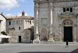 Ascoli Piceno - baptysterium i katedra