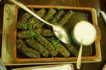 Dolma, gołąbeczki w liściach winogradu.