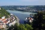 Konfluencja trzech rzek, od lewej: Ilz, Dunaj i Inn.