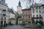 Rynek i katedra rzymsko-katolicka.