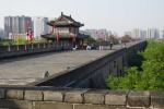 Mury Xi'anu stanowi膮 promenad臋 i drog臋 dla rower贸w o d艂ugo艣ci 12 km.