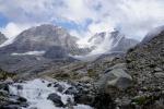 Widok na Gran Paradiso (po prawej).
