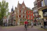 Na uliczkach Delft.