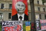 Ryga popiera Ukrainę, choć rosyjski słyszy się na każdym kroku.