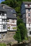 Monschau - krzywy domek.