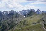 Widok w kierunku najwyższych szczytów Andorry.
