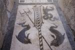 Pompeje - mozaika w jednej z willii.